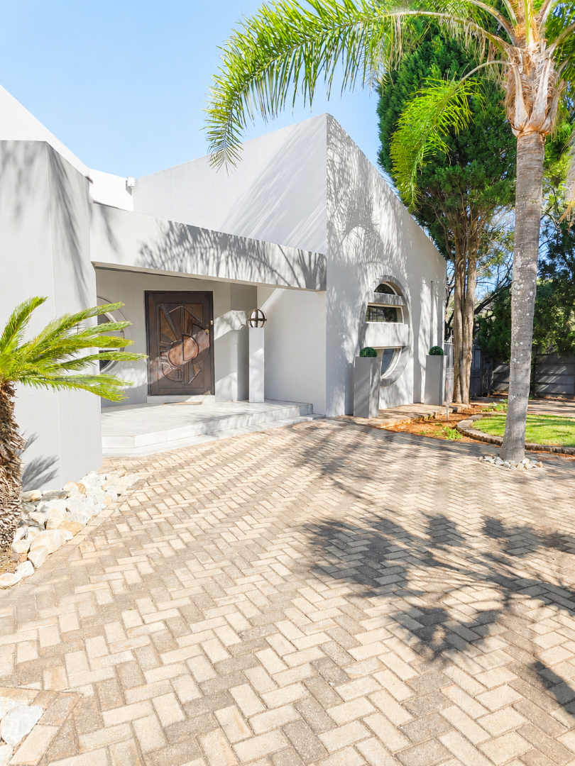4 Bedroom Property for Sale in Wilkoppies North West